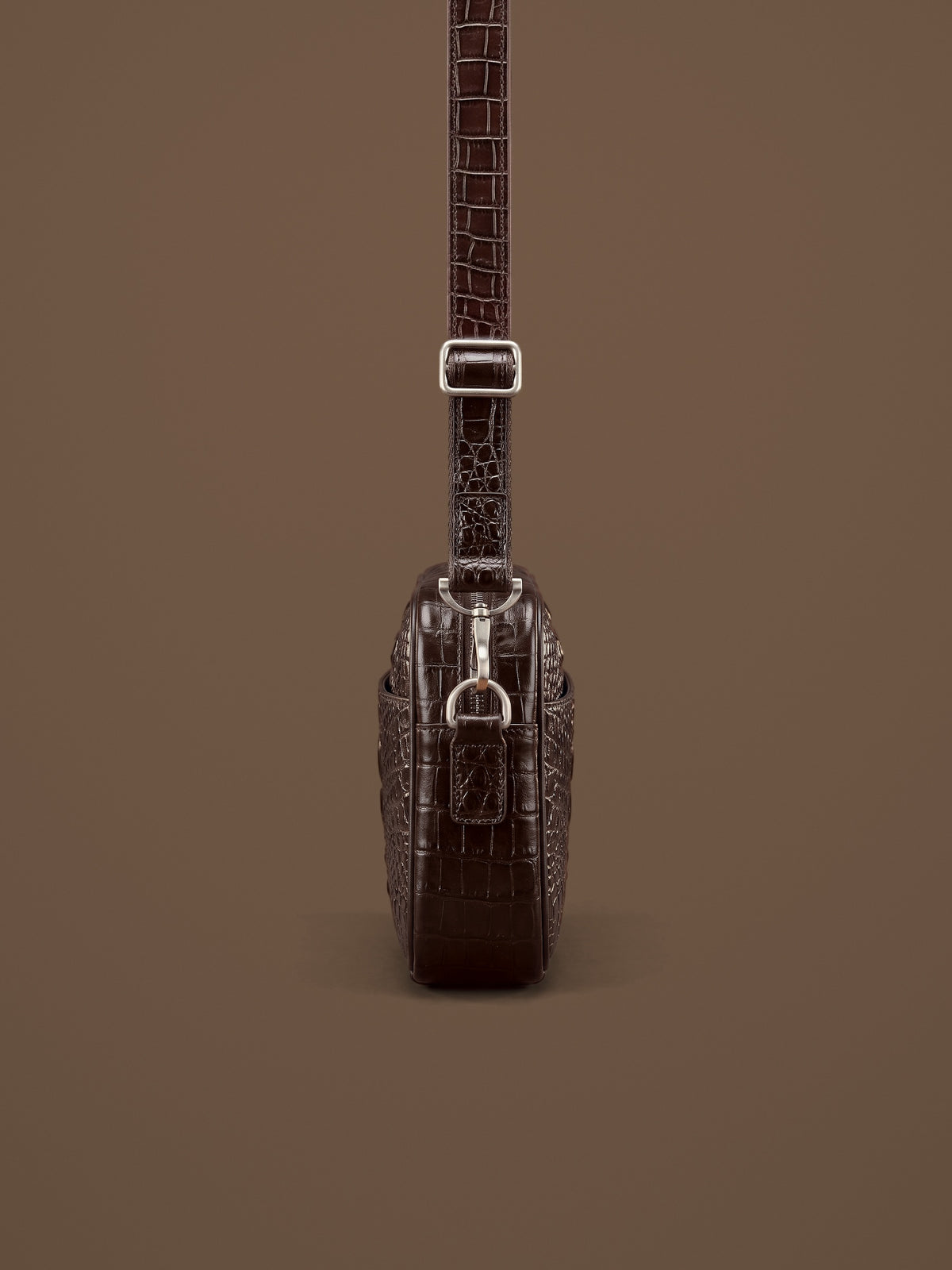 The Cassis Camera Bag — Brown, side